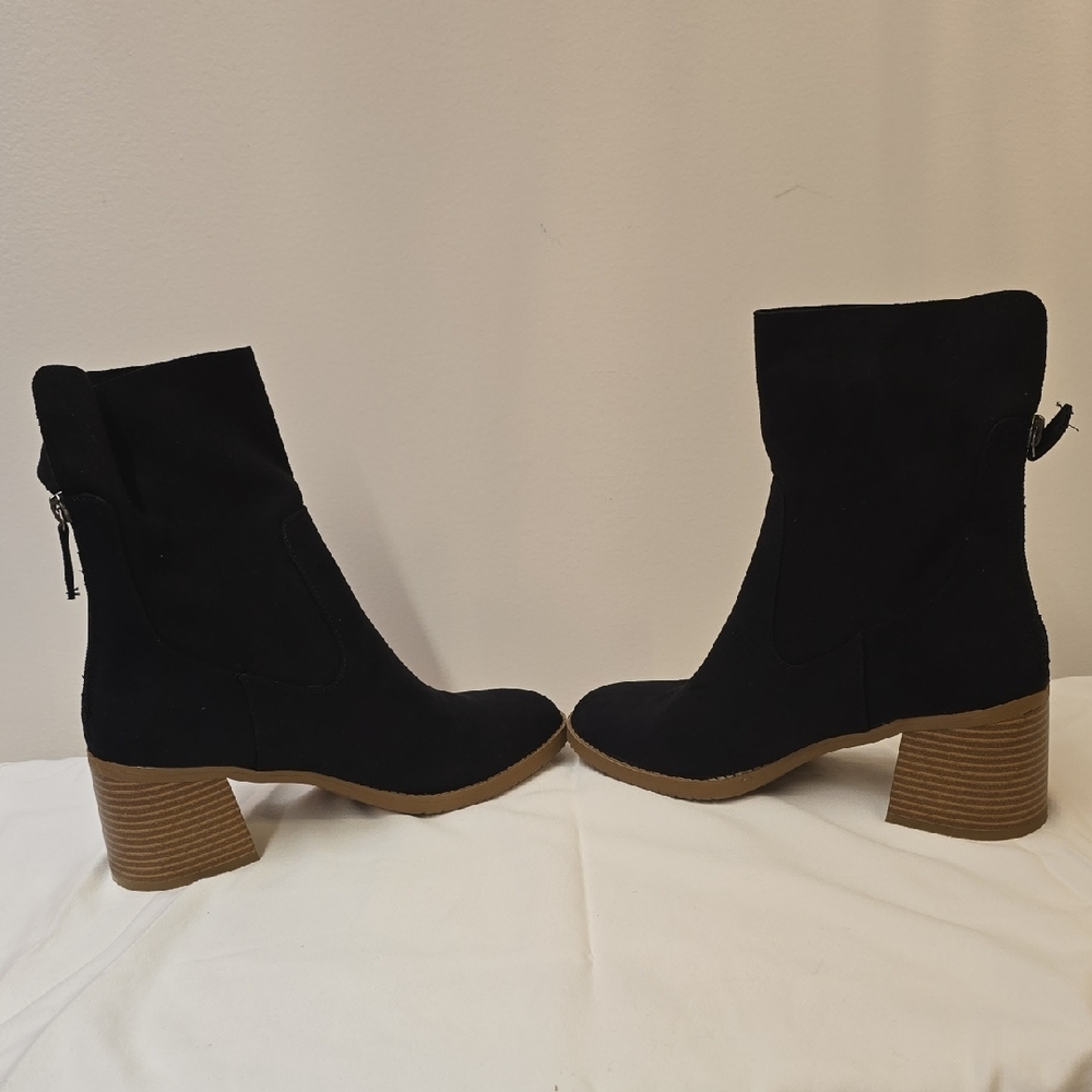 Sun + Stone Black Suede Block Heel Ankle Boots - Picture 5 of 9
